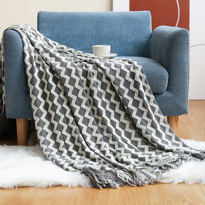 Wavy Throw Blanket